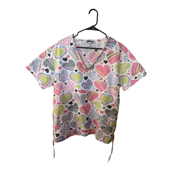 Liberty heart scrub top - Picture 3 of 4